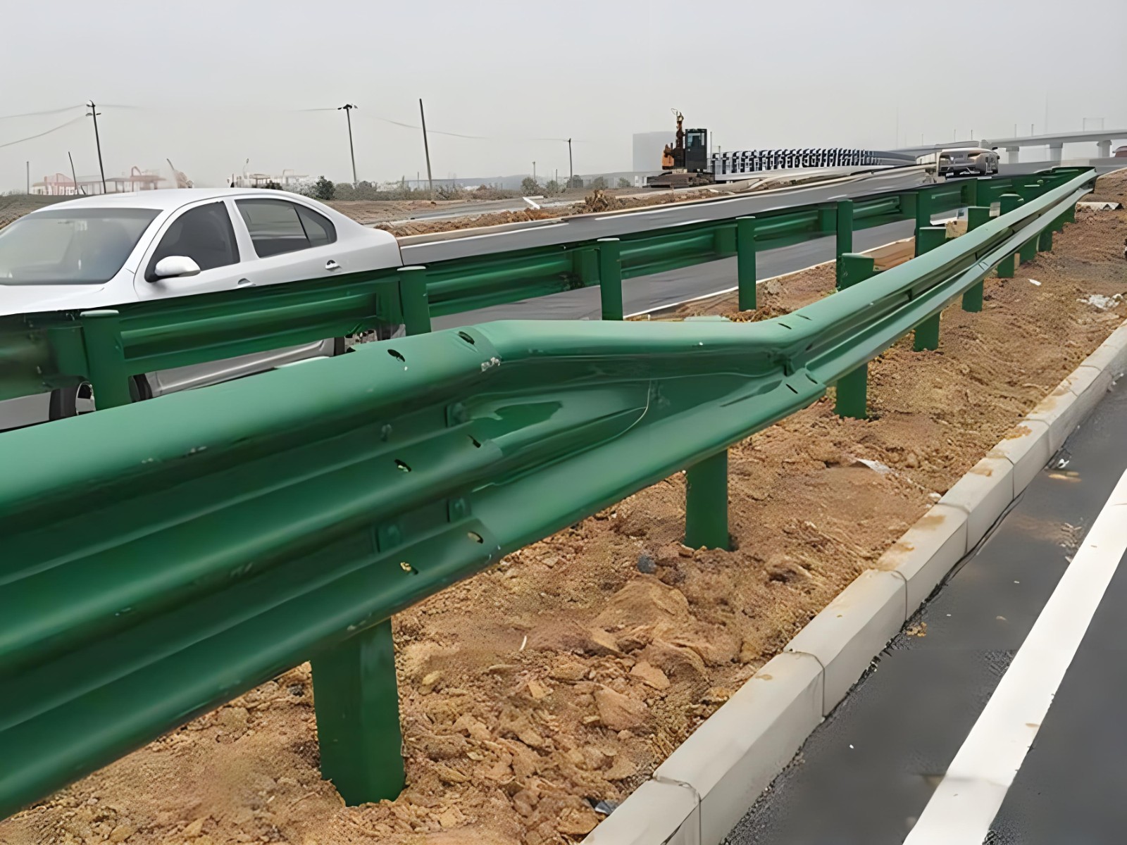 朔州高速波形护栏板日常维护方案确保道路安全新举措